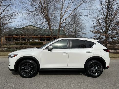 Used 2020 MAZDA CX-5 Touring image 2