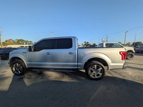 Used 2017 Ford F150 Lariat image 6