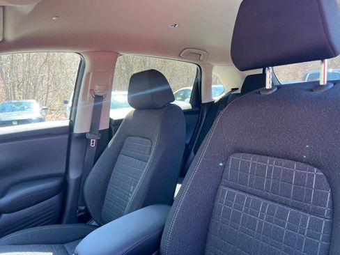 Used 2026 Honda HR-V LX image 14