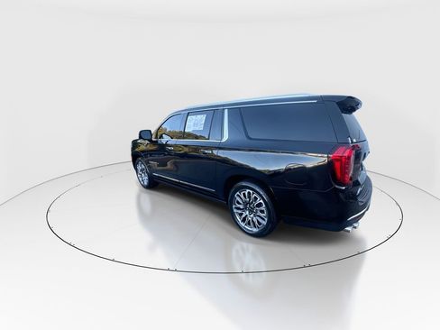Used 2023 GMC Yukon XL Denali Ultimate image 6