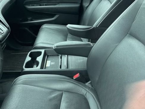 Used 2024 Honda Odyssey Elite image 15