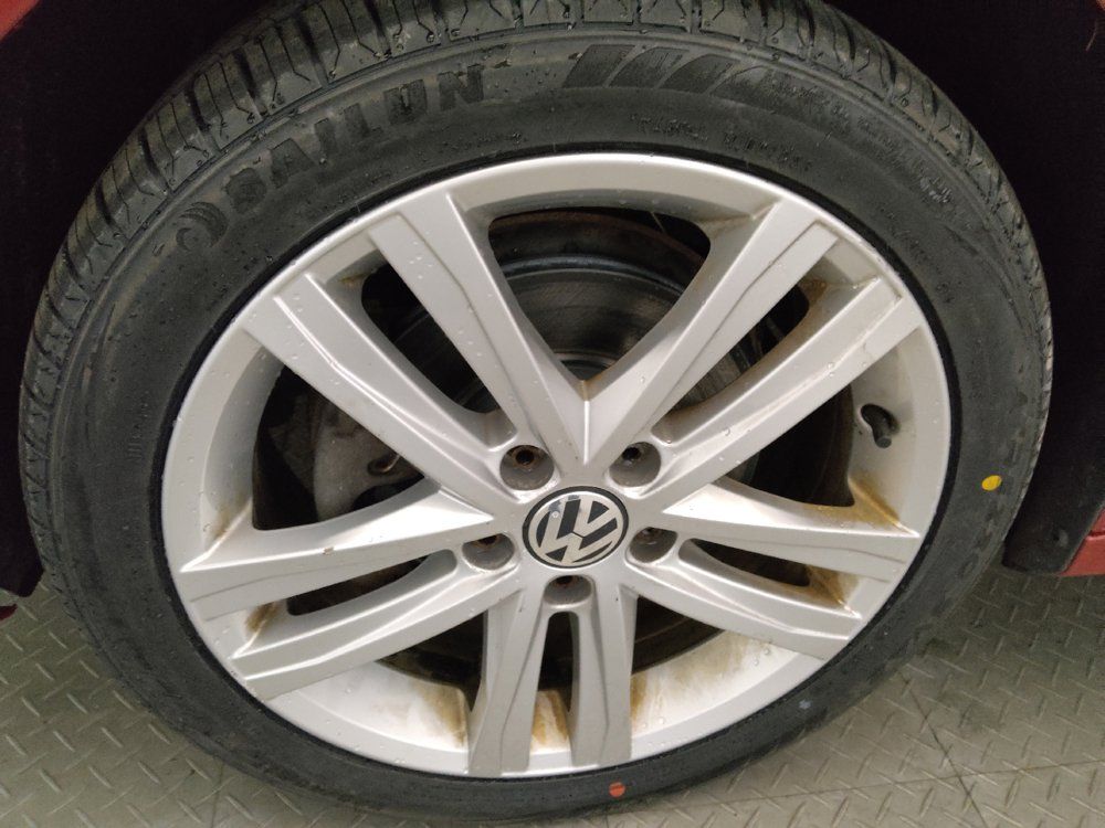 Used 2017 Volkswagen Jetta SEL FWD image 31