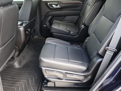 Used 2024 Chevrolet Tahoe Premier AWD/4WD image 22
