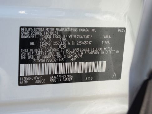 Used 2025 Toyota RAV4 XLE w/ Convenience Package FWD image 27