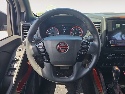 Used 2023 Nissan Frontier Pro-X w/ Pro Convenience Package RWD image 12