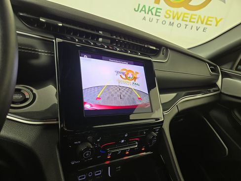 Used 2022 Jeep Grand Cherokee Altitude image 20