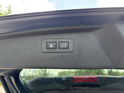 Certified 2025 Subaru Outback Premium AWD/4WD image 26