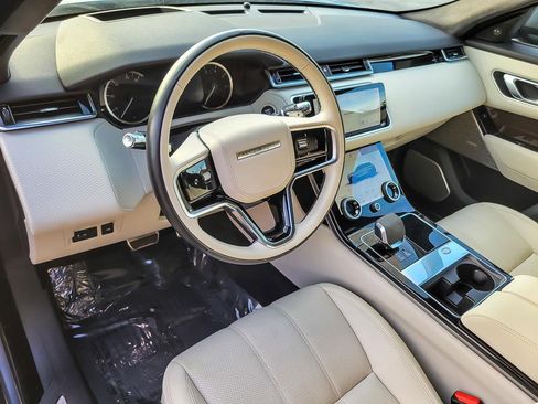 Used 2023 Land Rover Range Rover Velar HST image 8