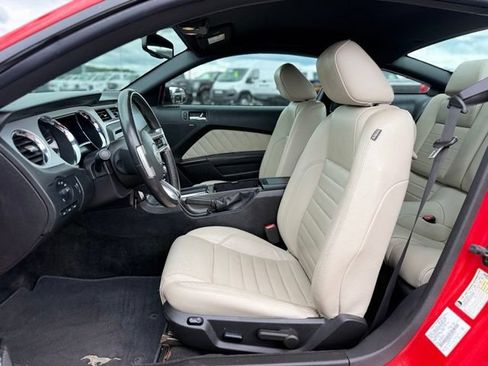 Used 2012 Ford Mustang Premium RWD image 8