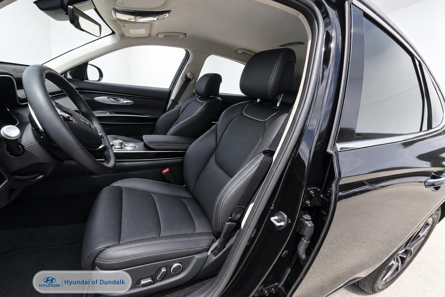 Used 2024 Genesis GV70 2.5T AWD/4WD image 5