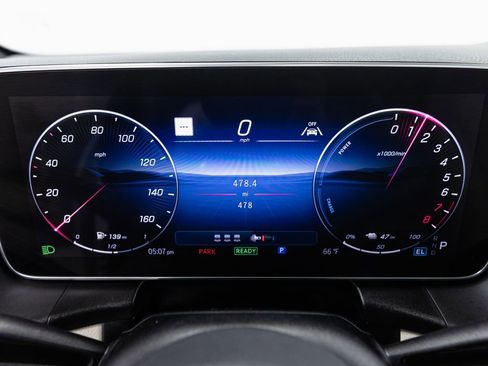 Used 2026 Mercedes-Benz GLC 350e 4MATIC image 14