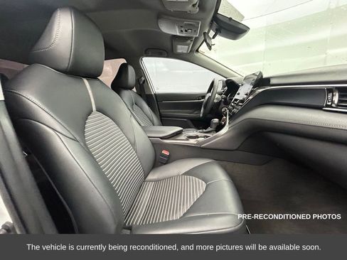 Used 2022 Toyota Camry SE image 15
