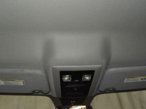 Used 2018 RAM 2500 Tradesman w/ Chrome Appearance Group image 20