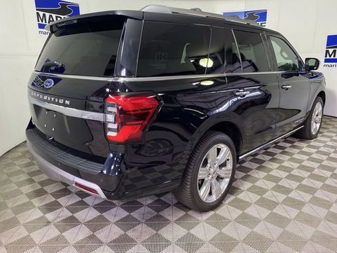 Used 2023 Ford Expedition Platinum image 13