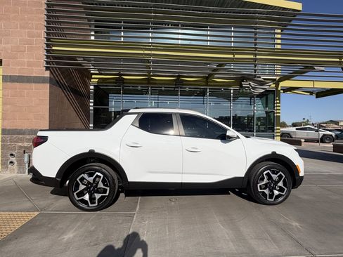 Used 2024 Hyundai Santa Cruz Limited AWD/4WD image 9