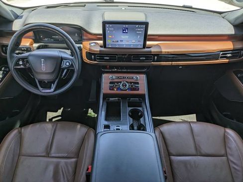 Used 2023 Lincoln Aviator Reserve w/ Equipment Group 201A RWD image 17