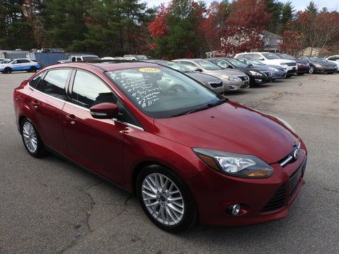 Used 2014 Ford Focus Titanium image 3