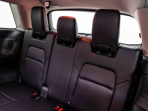 Used 2024 Nissan Pathfinder Platinum w/ Cargo Package AWD/4WD image 19