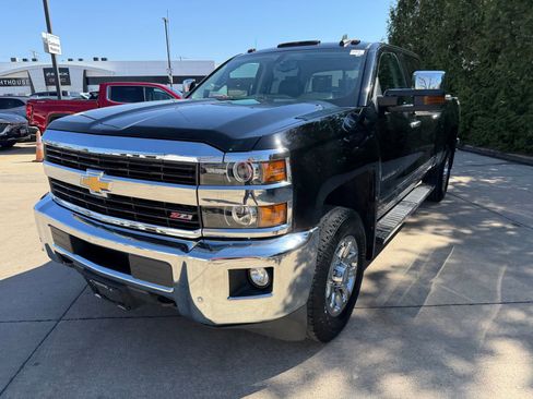 Used 2017 Chevrolet Silverado 2500 LTZ w/ LTZ Plus Package image 7