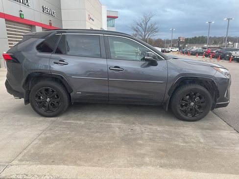 Certified 2022 Toyota RAV4 XSE image 4