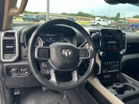 Used 2021 RAM 3500 Laramie AWD/4WD image 11