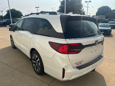 Used 2026 Honda Odyssey EX-L image 6