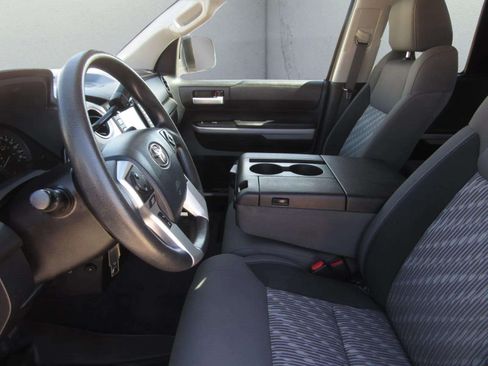 Used 2019 Toyota Tundra SR5 AWD/4WD image 13