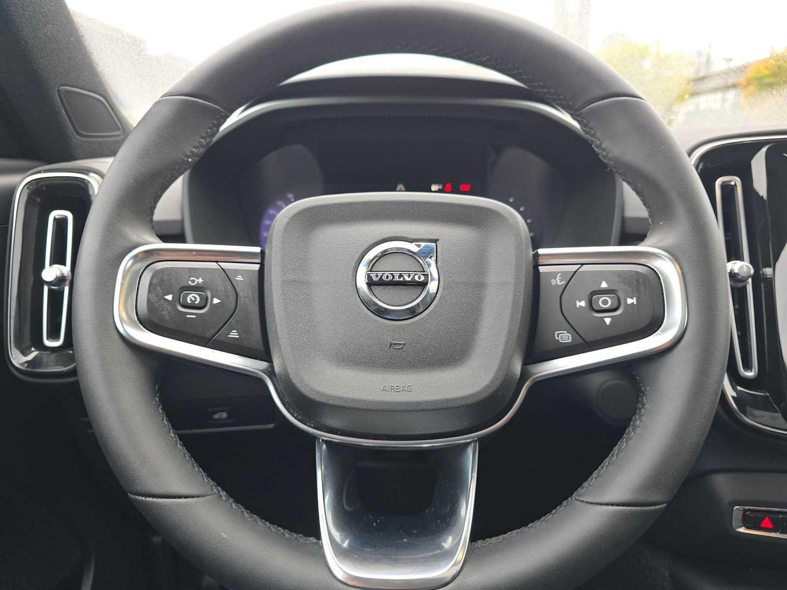 Certified 2023 Volvo XC40 Recharge Plus w/ Protection Package Premier AWD/4WD image 25