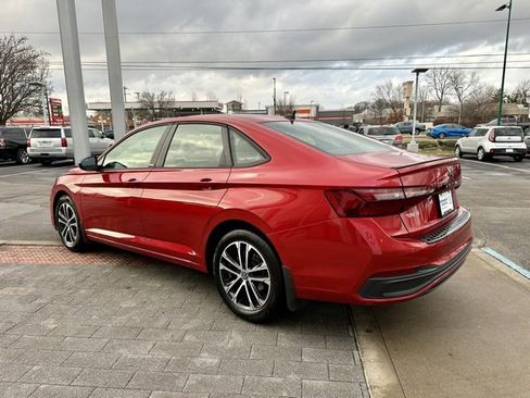 Certified 2025 Volkswagen Jetta Sport image 5