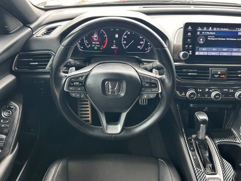Used 2020 Honda Accord Sport image 16