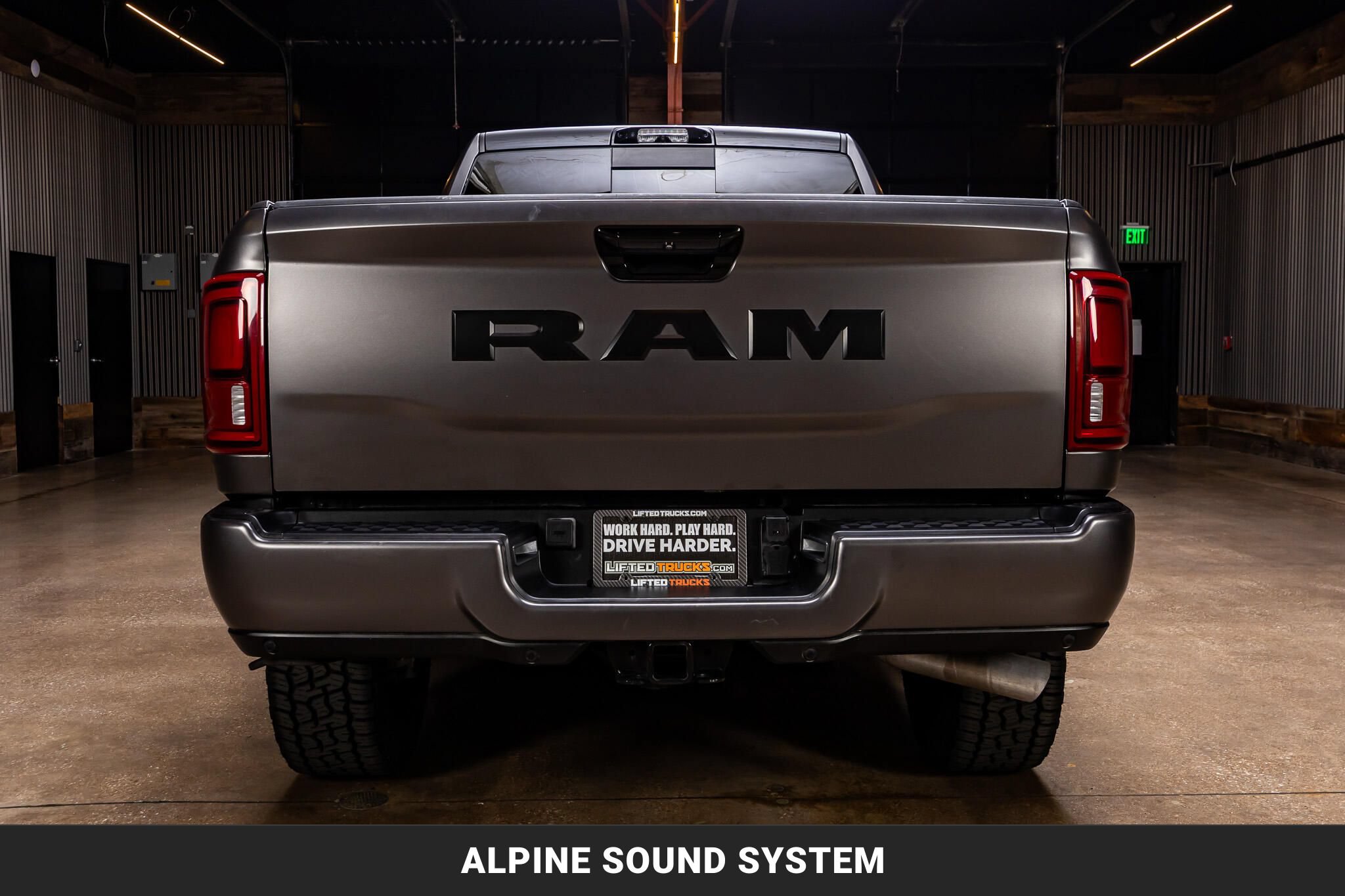 Used 2025 RAM 2500 Laramie w/ Night Edition AWD/4WD image 7