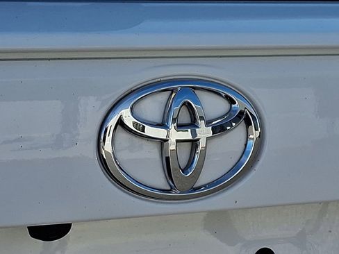 Used 2023 Toyota RAV4 LE image 33