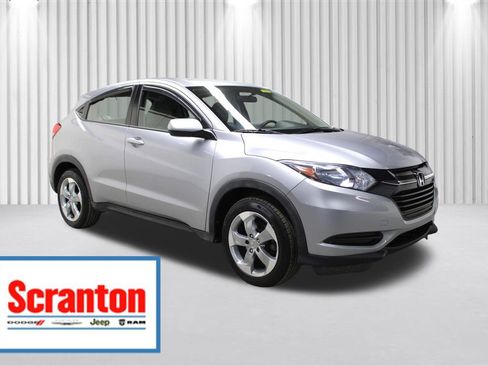 Used 2017 Honda HR-V LX image 1