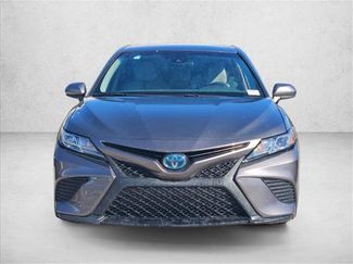 Used 2020 Toyota Camry SE video 2