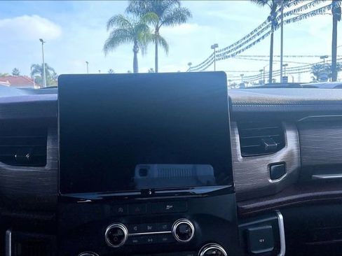 Certified 2023 Ford Expedition Limited image 21