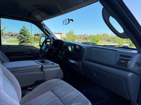 Used 2005 Ford F350 4x4 Regular Cab DRW Super Duty image 13
