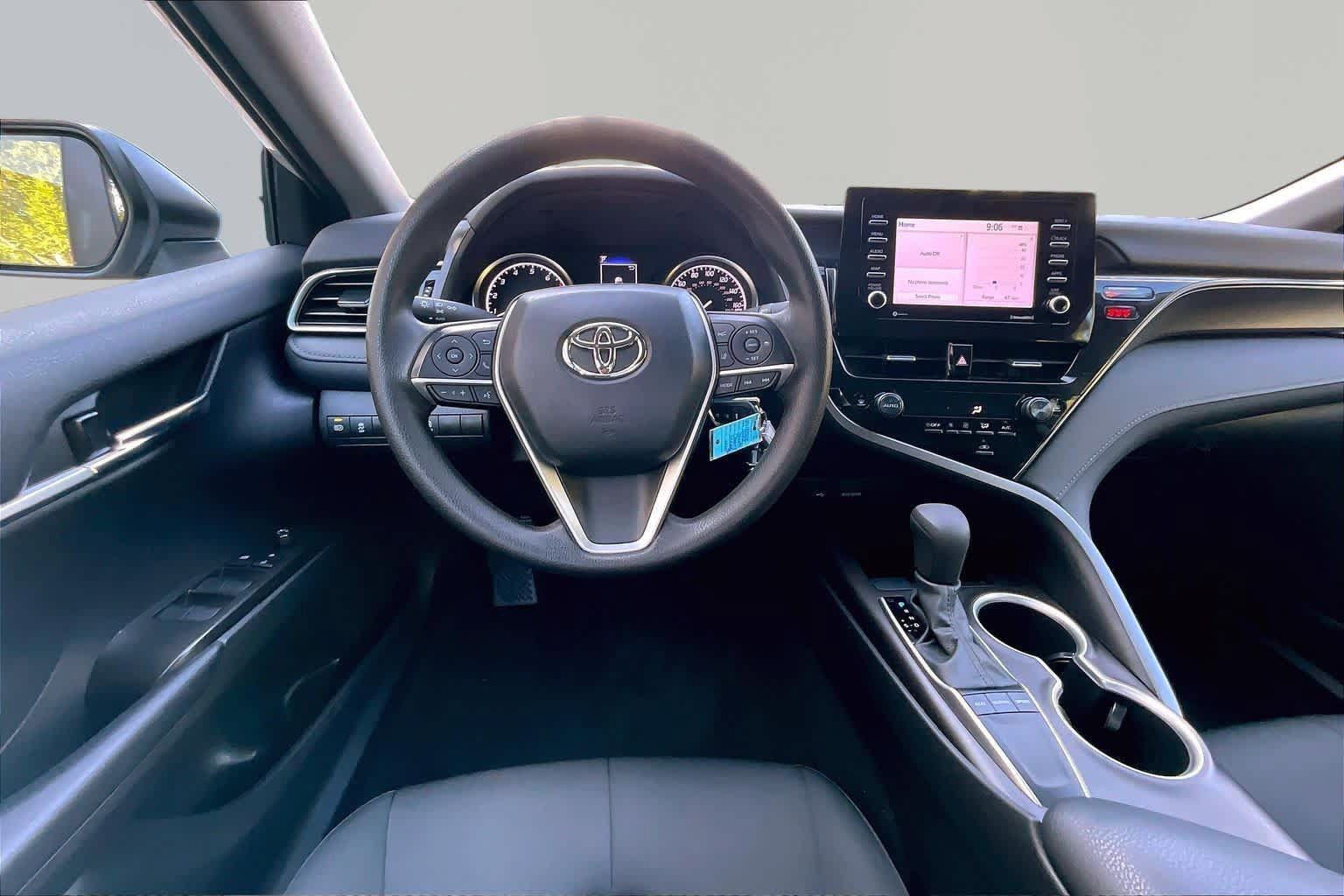 Used 2023 Toyota Camry LE FWD image 6
