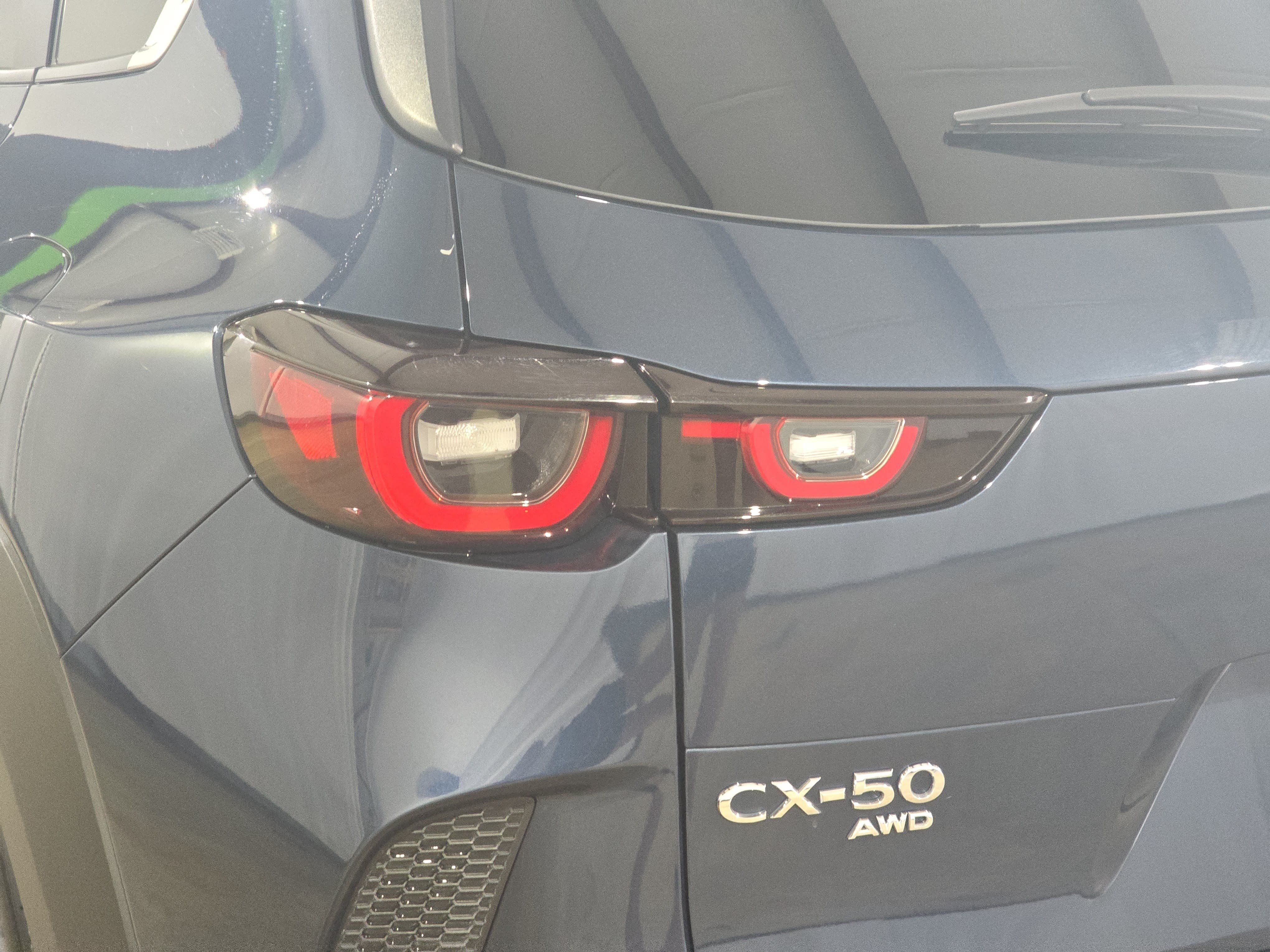Used 2025 MAZDA CX-50 AWD 2.5 S w/ Premium Package image 31