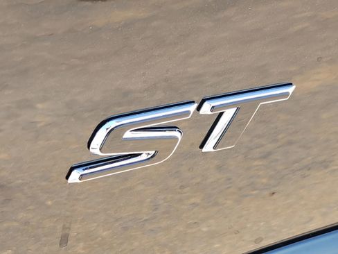 New 2026 Buick Envision Sport Touring image 13