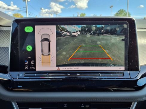 Certified 2024 Volkswagen Atlas Peak Edition SEL image 28