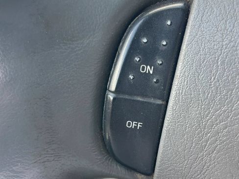 Used 2003 Ford F250 XL RWD image 22