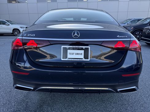 New 2026 Mercedes-Benz E 350 4MATIC Sedan image 11