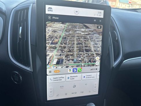 Used 2021 Ford Edge SEL image 24