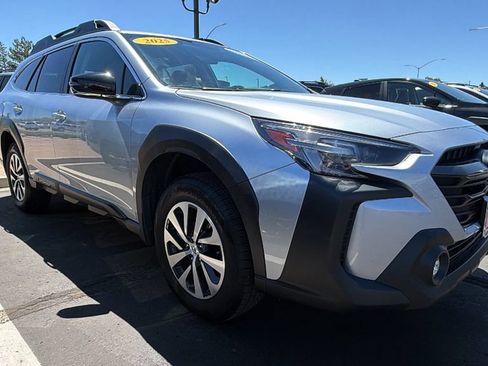 Certified 2025 Subaru Outback Premium AWD/4WD image 1