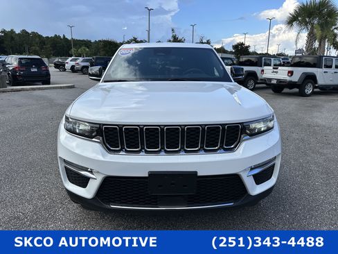 Used 2024 Jeep Grand Cherokee Limited image 8