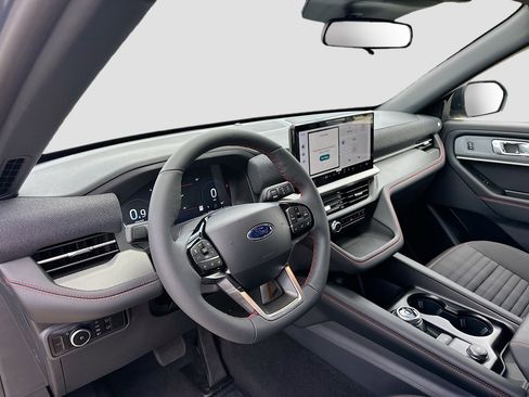 New 2026 Ford Explorer ST-Line RWD image 6