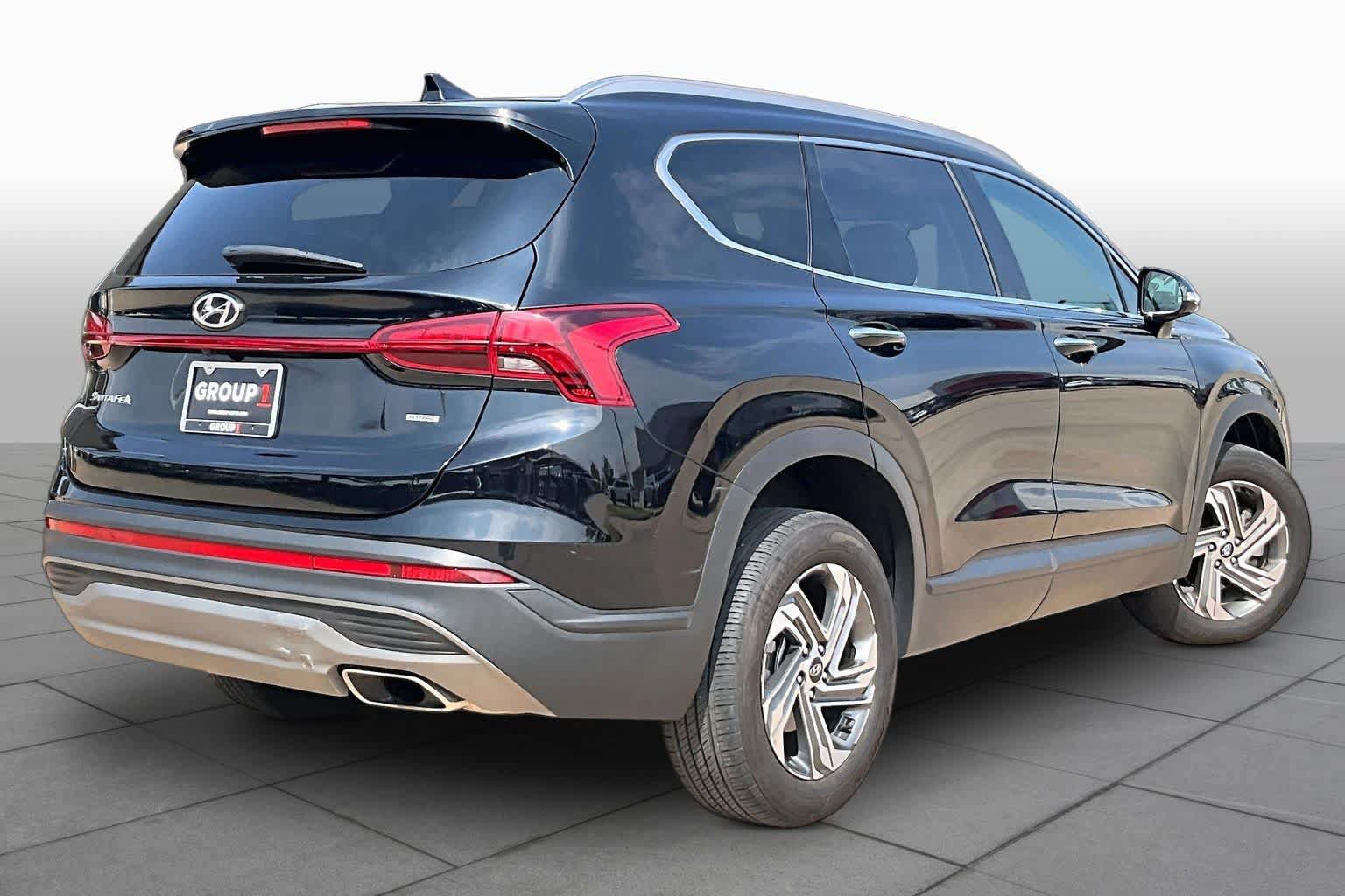 Used 2023 Hyundai Santa Fe SEL w/ Cargo Package AWD/4WD image 13