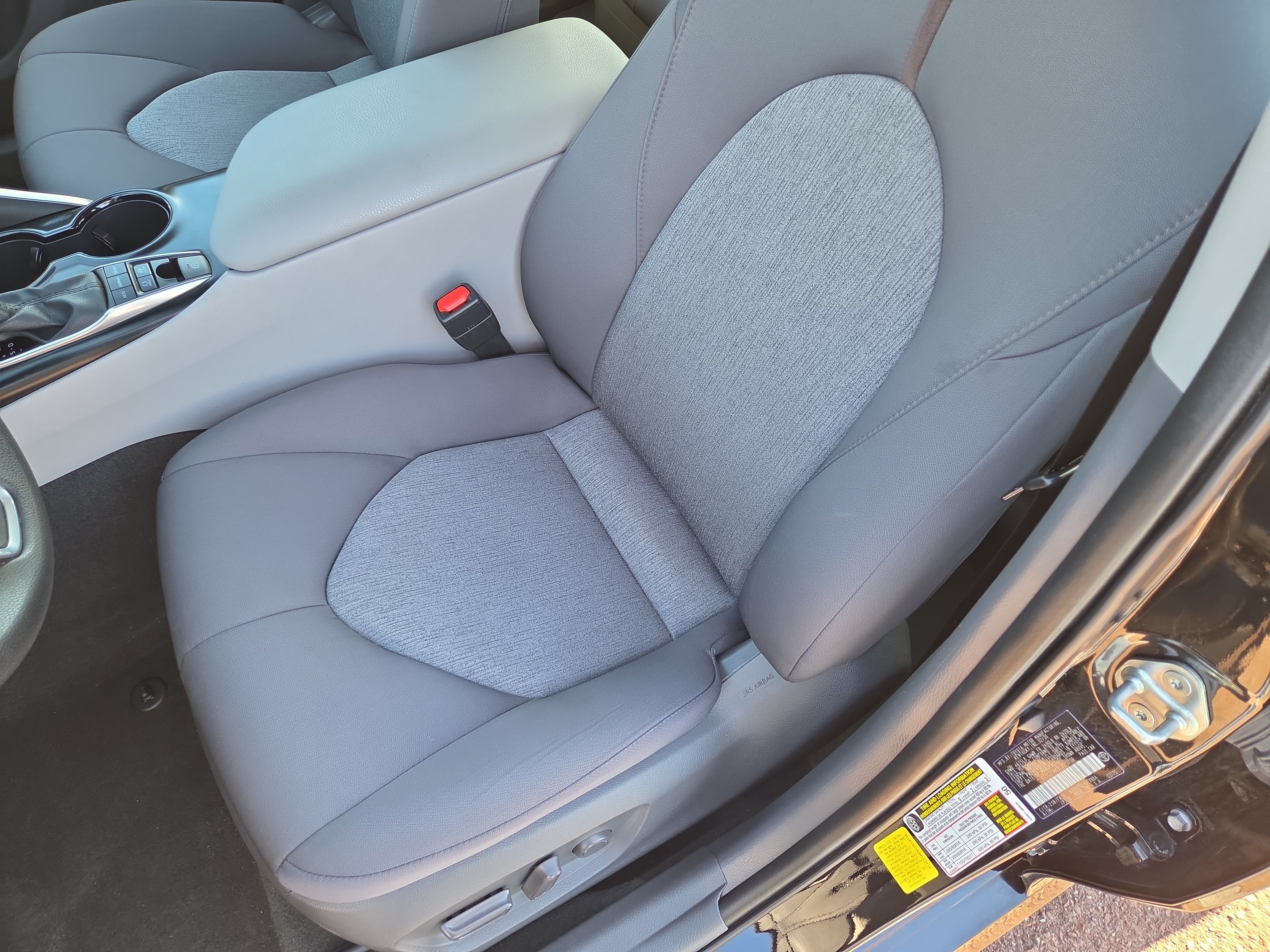 Certified 2020 Toyota Camry LE FWD image 13