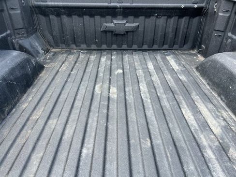 Used 2021 Chevrolet Silverado 1500 LT w/ Bed Protection Package AWD/4WD image 26