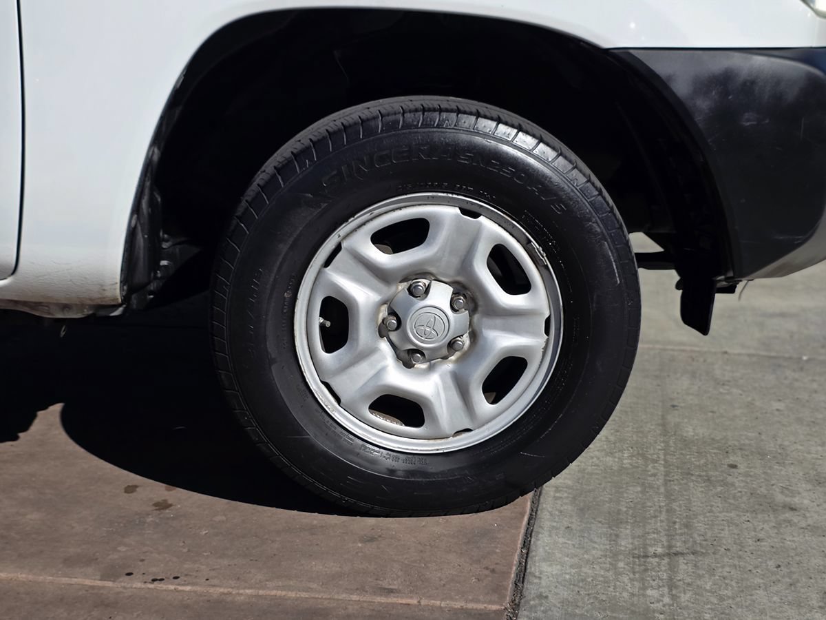 Used 2012 Toyota Tacoma 2WD Regular Cab image 11
